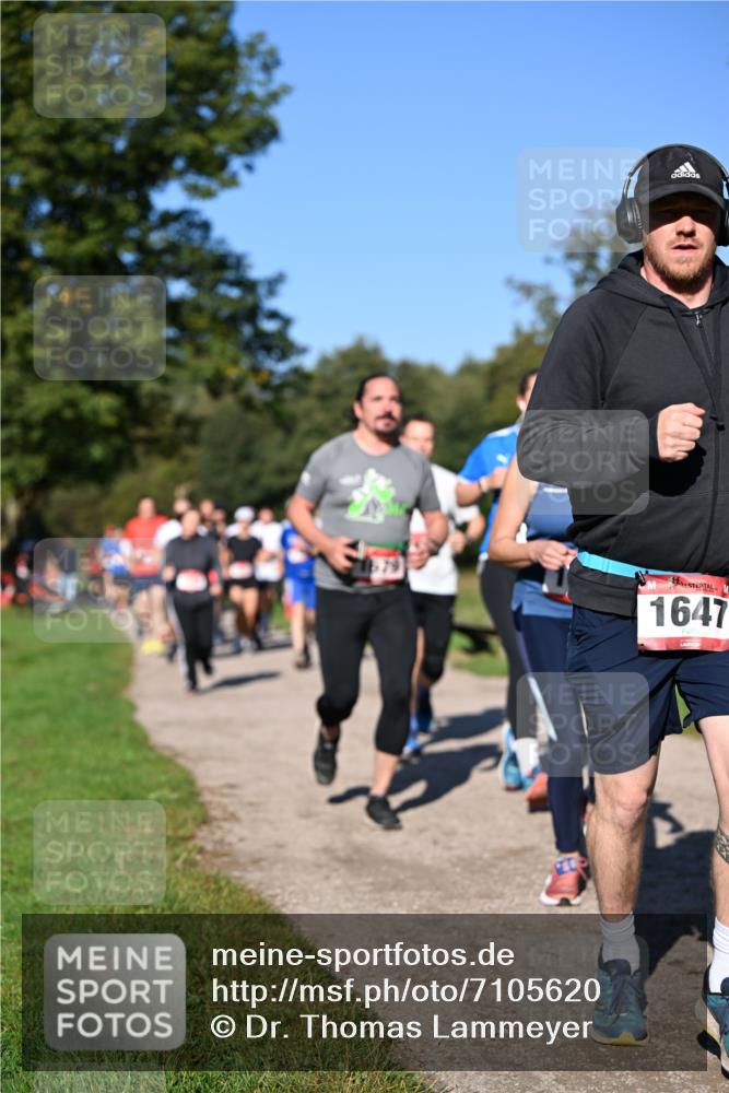 22.09.2024 - 32. Volkslauf durch das schöne Alstertal Dr. Thomas Lammeyer http://msf.ph/oto/7105620 22.09.2024 10:06:58 Laufen 1679, 1647 meine-sportfotos.de