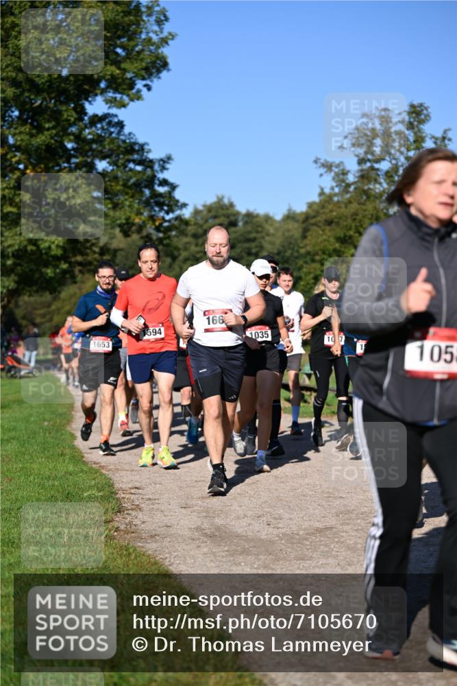 22.09.2024 - 32. Volkslauf durch das schöne Alstertal Dr. Thomas Lammeyer http://msf.ph/oto/7105670 22.09.2024 10:07:03 Laufen 594, 1653, 166, 1035, 10, 7, 105 meine-sportfotos.de