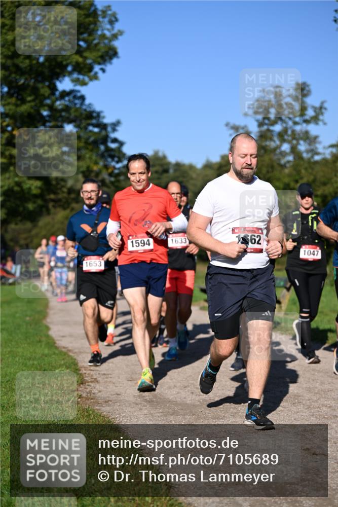 22.09.2024 - 32. Volkslauf durch das schöne Alstertal Dr. Thomas Lammeyer http://msf.ph/oto/7105689 22.09.2024 10:07:04 Laufen 1653, 1594, 1962, 1633, 1047 meine-sportfotos.de