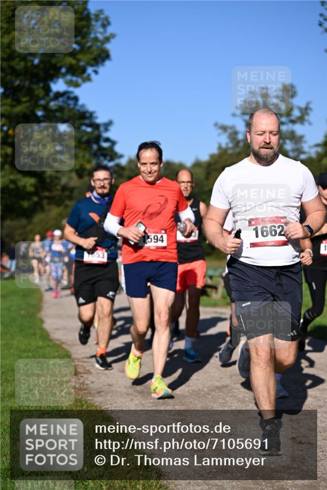 22.09.2024 - 32. Volkslauf durch das schöne Alstertal Dr. Thomas Lammeyer http://msf.ph/oto/7105691 22.09.2024 10:07:05 Laufen 7653, 1594, 1662 meine-sportfotos.de