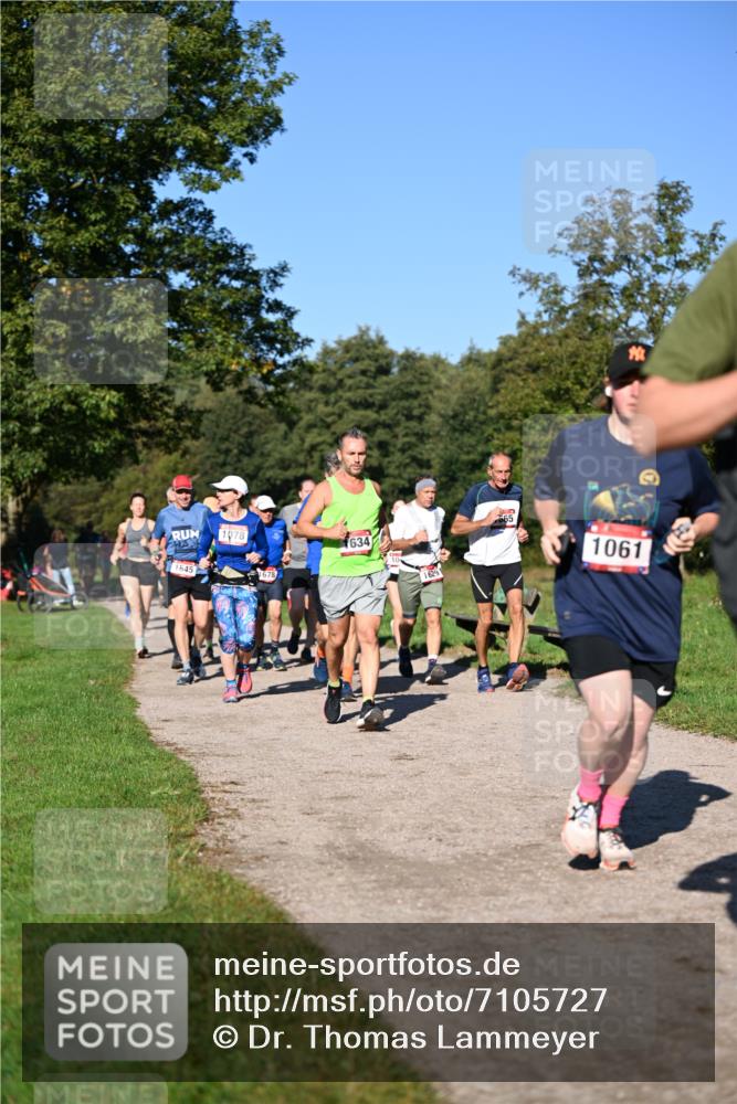 22.09.2024 - 32. Volkslauf durch das schöne Alstertal Dr. Thomas Lammeyer http://msf.ph/oto/7105727 22.09.2024 10:07:08 Laufen 1078, 1645, 1678, 1634, 1629, 1061 meine-sportfotos.de
