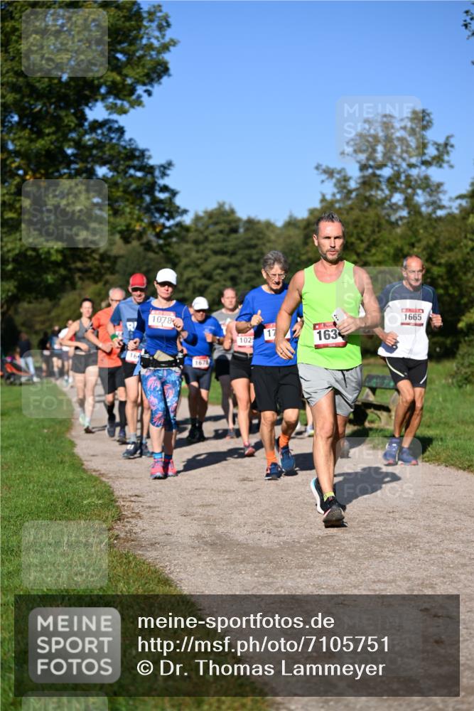 22.09.2024 - 32. Volkslauf durch das schöne Alstertal Dr. Thomas Lammeyer http://msf.ph/oto/7105751 22.09.2024 10:07:10 Laufen 10784, 1671, 1025, 17, 163, 330, 1665 meine-sportfotos.de