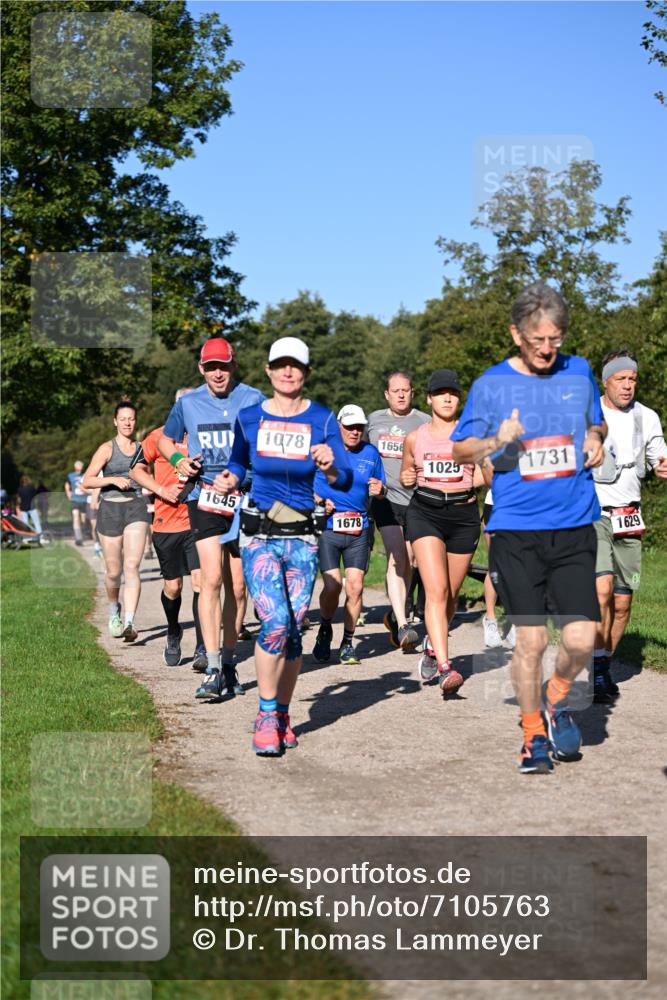 22.09.2024 - 32. Volkslauf durch das schöne Alstertal Dr. Thomas Lammeyer http://msf.ph/oto/7105763 22.09.2024 10:07:12 Laufen 2024, 1645, 1078, 1656, 1731, 1025, 1678, 1629 meine-sportfotos.de