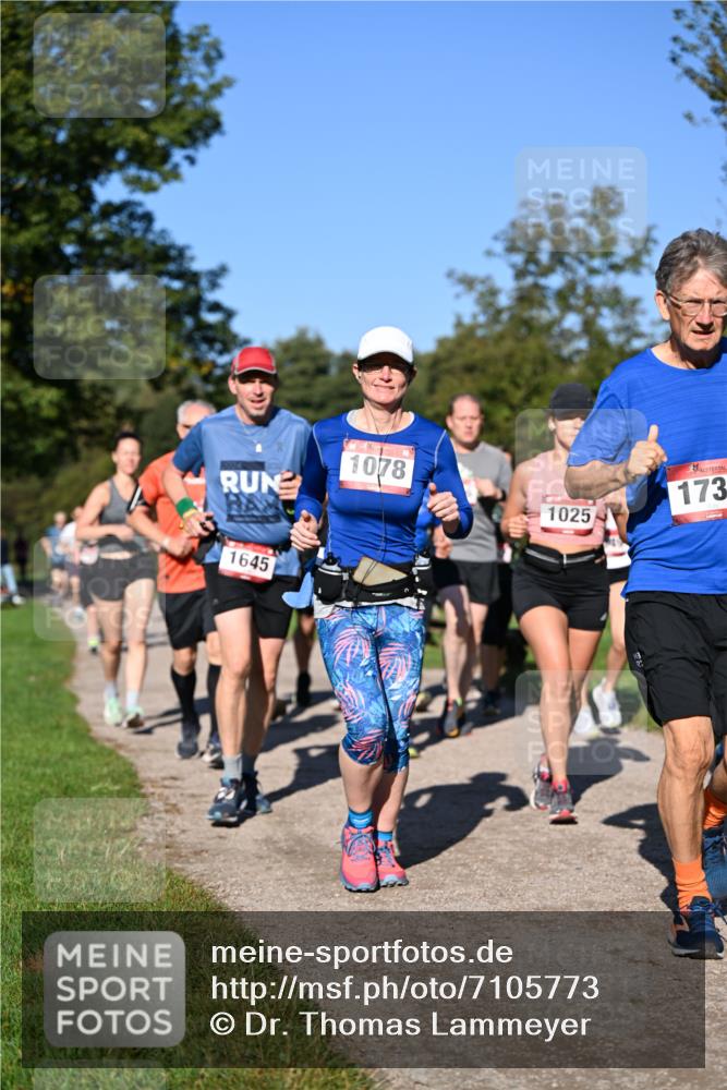 22.09.2024 - 32. Volkslauf durch das schöne Alstertal Dr. Thomas Lammeyer http://msf.ph/oto/7105773 22.09.2024 10:07:12 Laufen 1645, 1078, 173, 1025 meine-sportfotos.de