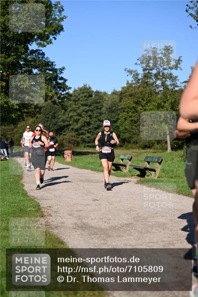 22.09.2024 - 32. Volkslauf durch das schöne Alstertal Dr. Thomas Lammeyer http://msf.ph/oto/7105809 22.09.2024 10:07:16 Laufen 1067, 1051 meine-sportfotos.de