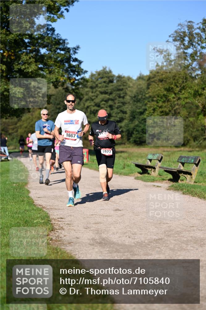 22.09.2024 - 32. Volkslauf durch das schöne Alstertal Dr. Thomas Lammeyer http://msf.ph/oto/7105840 22.09.2024 10:07:21 Laufen 2011, 1667, 1677 meine-sportfotos.de