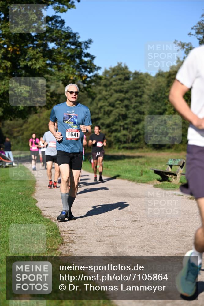 22.09.2024 - 32. Volkslauf durch das schöne Alstertal Dr. Thomas Lammeyer http://msf.ph/oto/7105864 22.09.2024 10:07:23 Laufen 1641 meine-sportfotos.de