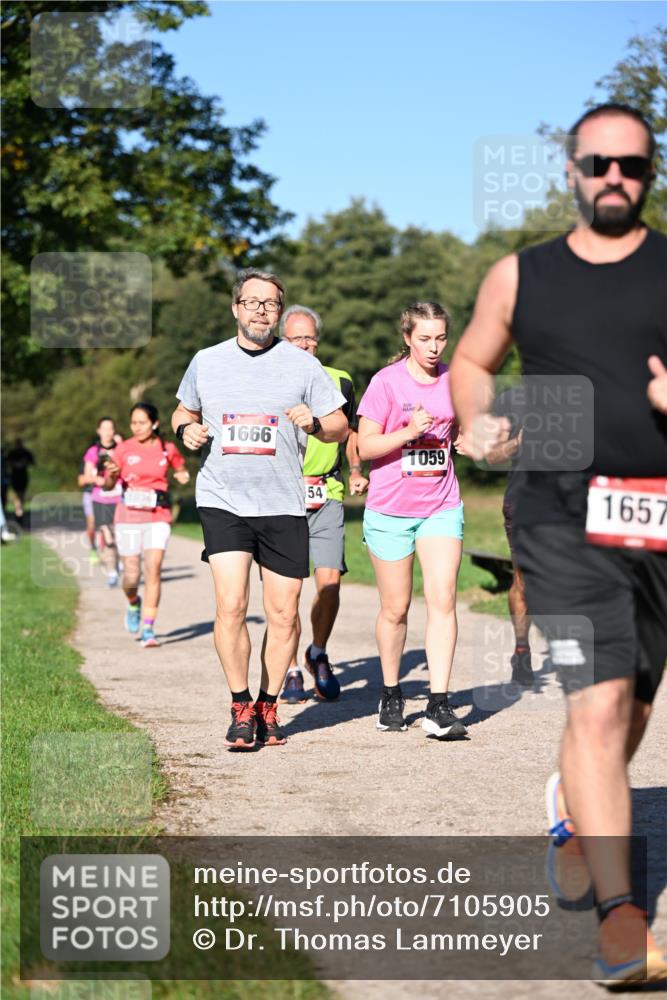 22.09.2024 - 32. Volkslauf durch das schöne Alstertal Dr. Thomas Lammeyer http://msf.ph/oto/7105905 22.09.2024 10:07:28 Laufen 1666, 54, 1059, 1657 meine-sportfotos.de