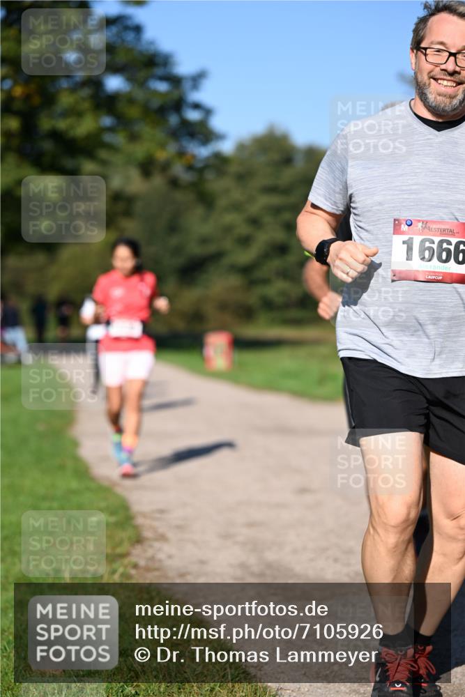 22.09.2024 - 32. Volkslauf durch das schöne Alstertal Dr. Thomas Lammeyer http://msf.ph/oto/7105926 22.09.2024 10:07:30 Laufen 1666 meine-sportfotos.de