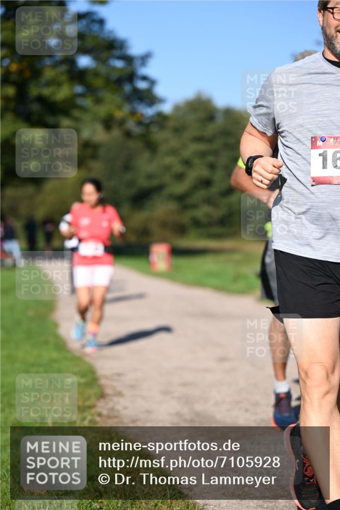 22.09.2024 - 32. Volkslauf durch das schöne Alstertal Dr. Thomas Lammeyer http://msf.ph/oto/7105928 22.09.2024 10:07:30 Laufen 16 meine-sportfotos.de