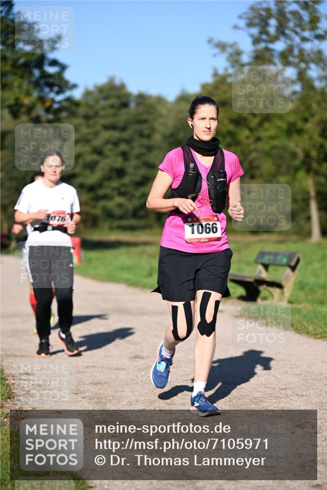 22.09.2024 - 32. Volkslauf durch das schöne Alstertal Dr. Thomas Lammeyer http://msf.ph/oto/7105971 22.09.2024 10:07:35 Laufen 1076, 1066 meine-sportfotos.de