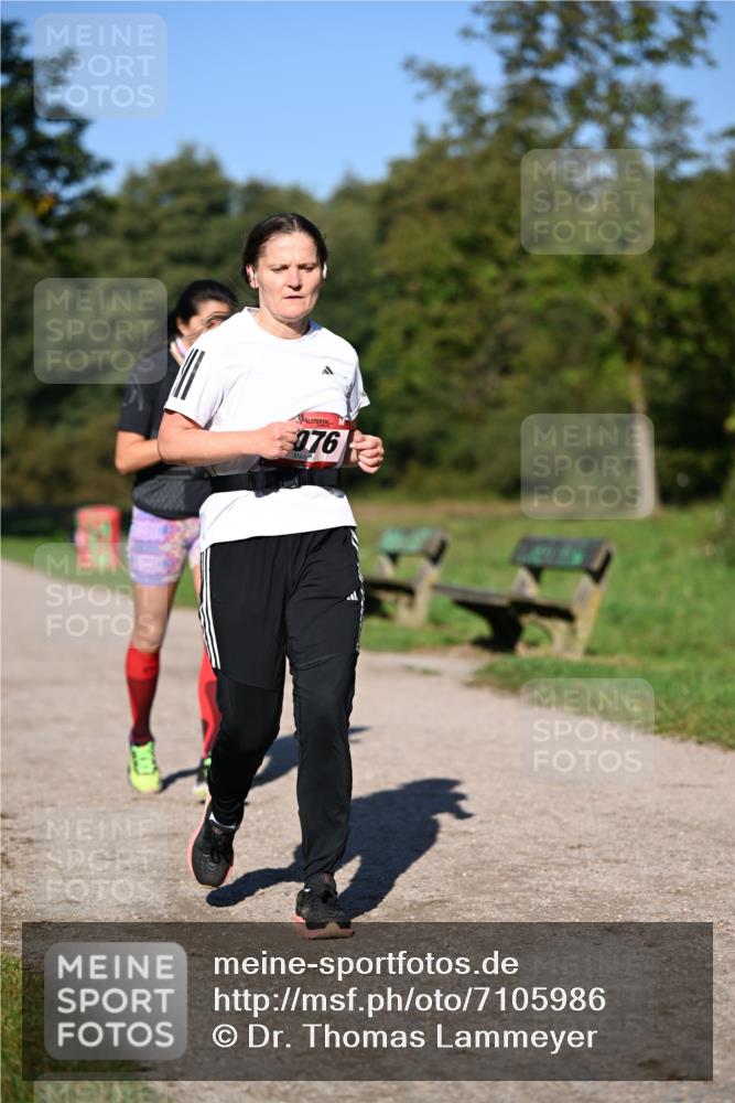 22.09.2024 - 32. Volkslauf durch das schöne Alstertal Dr. Thomas Lammeyer http://msf.ph/oto/7105986 22.09.2024 10:07:37 Laufen 076 meine-sportfotos.de
