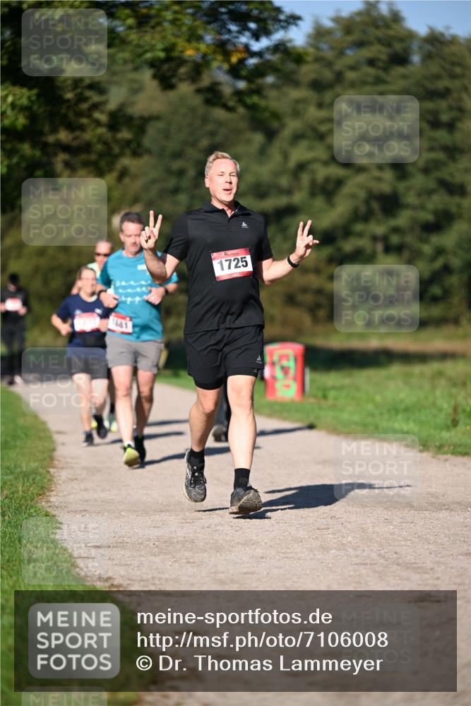 22.09.2024 - 32. Volkslauf durch das schöne Alstertal Dr. Thomas Lammeyer http://msf.ph/oto/7106008 22.09.2024 10:07:44 Laufen 16, 1, 1725 meine-sportfotos.de