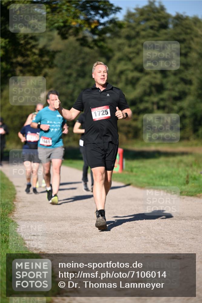 22.09.2024 - 32. Volkslauf durch das schöne Alstertal Dr. Thomas Lammeyer http://msf.ph/oto/7106014 22.09.2024 10:07:45 Laufen 1725 meine-sportfotos.de