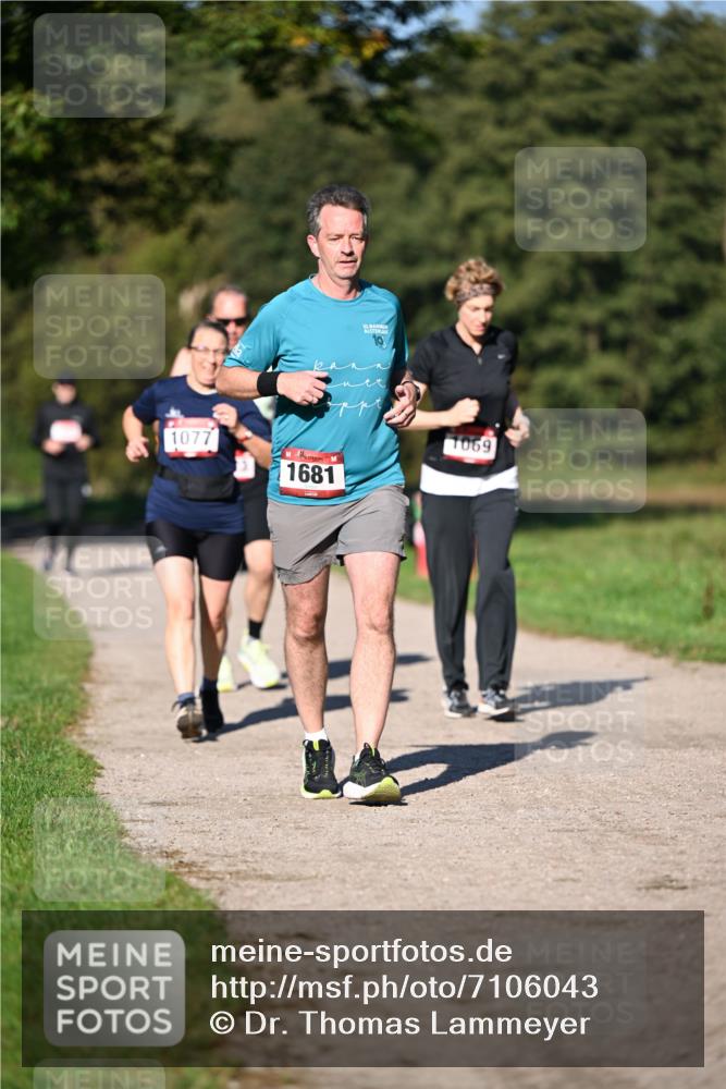 22.09.2024 - 32. Volkslauf durch das schöne Alstertal Dr. Thomas Lammeyer http://msf.ph/oto/7106043 22.09.2024 10:07:48 Laufen 1077, 1681, 1069 meine-sportfotos.de