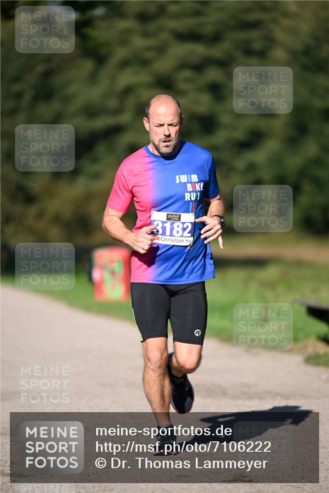22.09.2024 - 32. Volkslauf durch das schöne Alstertal Dr. Thomas Lammeyer http://msf.ph/oto/7106222 22.09.2024 10:15:20 Laufen 3182 meine-sportfotos.de