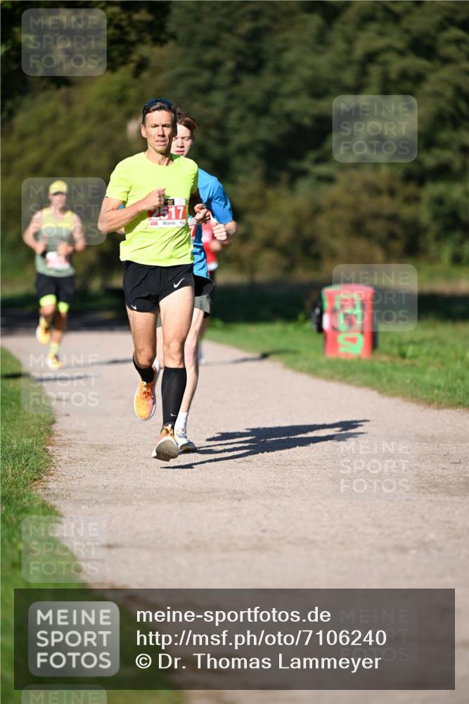 22.09.2024 - 32. Volkslauf durch das schöne Alstertal Dr. Thomas Lammeyer http://msf.ph/oto/7106240 22.09.2024 10:24:20 Laufen 2517 meine-sportfotos.de