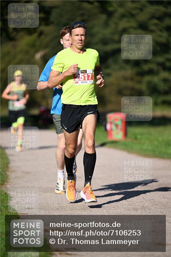 22.09.2024 - 32. Volkslauf durch das schöne Alstertal Dr. Thomas Lammeyer http://msf.ph/oto/7106253 22.09.2024 10:24:21 Laufen 2517 meine-sportfotos.de