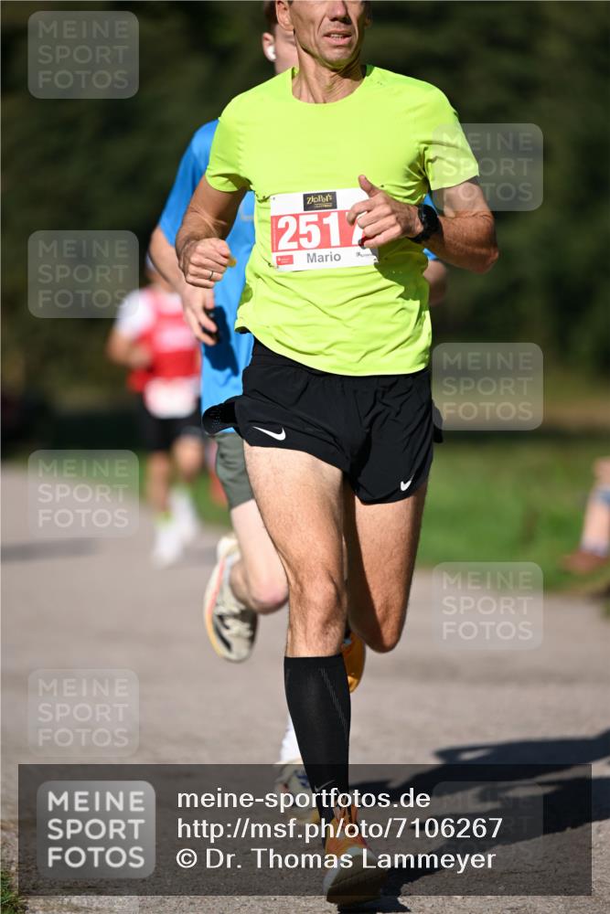 22.09.2024 - 32. Volkslauf durch das schöne Alstertal Dr. Thomas Lammeyer http://msf.ph/oto/7106267 22.09.2024 10:24:22 Laufen 2512 meine-sportfotos.de