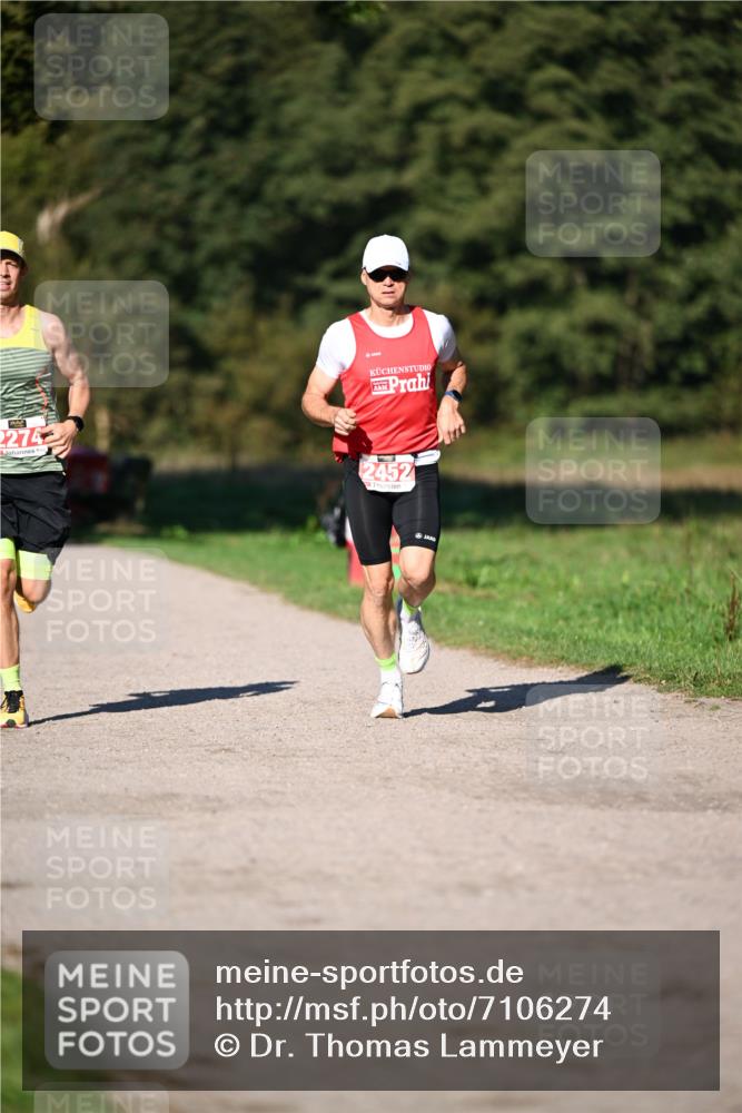 22.09.2024 - 32. Volkslauf durch das schöne Alstertal Dr. Thomas Lammeyer http://msf.ph/oto/7106274 22.09.2024 10:24:23 Laufen 2274, 2452 meine-sportfotos.de