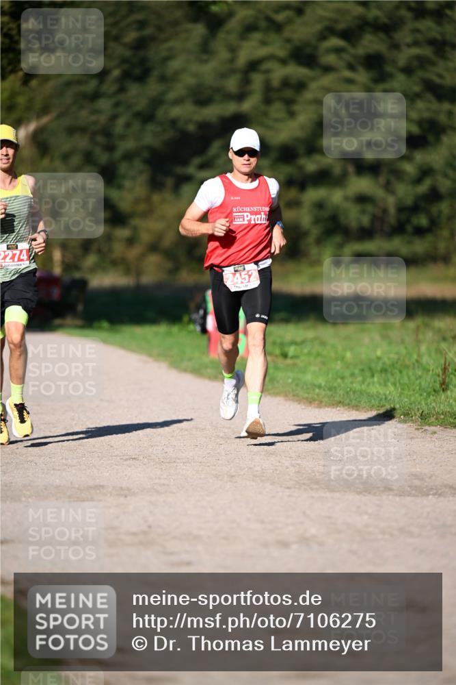 22.09.2024 - 32. Volkslauf durch das schöne Alstertal Dr. Thomas Lammeyer http://msf.ph/oto/7106275 22.09.2024 10:24:23 Laufen 2274, 2452 meine-sportfotos.de