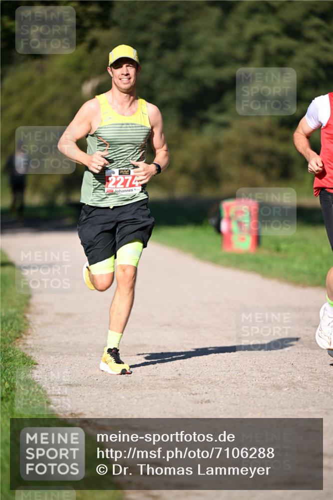 22.09.2024 - 32. Volkslauf durch das schöne Alstertal Dr. Thomas Lammeyer http://msf.ph/oto/7106288 22.09.2024 10:24:25 Laufen 2274 meine-sportfotos.de