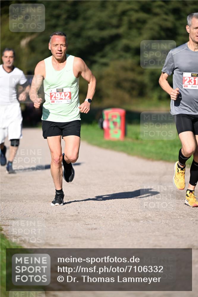 22.09.2024 - 32. Volkslauf durch das schöne Alstertal Dr. Thomas Lammeyer http://msf.ph/oto/7106332 22.09.2024 10:24:35 Laufen 2942, 231 meine-sportfotos.de