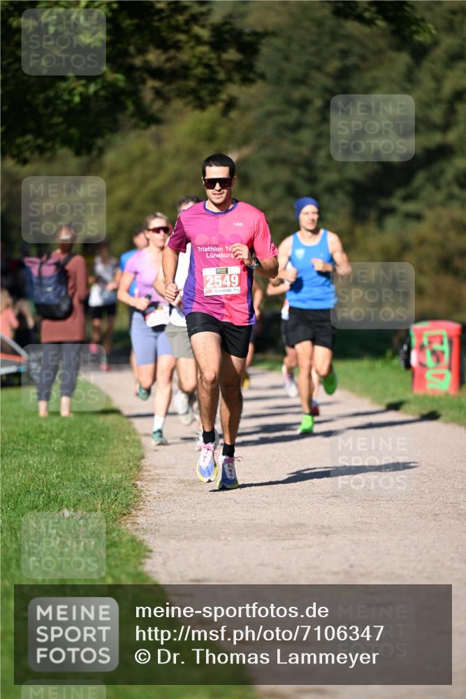 22.09.2024 - 32. Volkslauf durch das schöne Alstertal Dr. Thomas Lammeyer http://msf.ph/oto/7106347 22.09.2024 10:24:44 Laufen 2549 meine-sportfotos.de