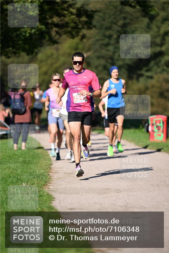 22.09.2024 - 32. Volkslauf durch das schöne Alstertal Dr. Thomas Lammeyer http://msf.ph/oto/7106348 22.09.2024 10:24:44 Laufen 2543 meine-sportfotos.de