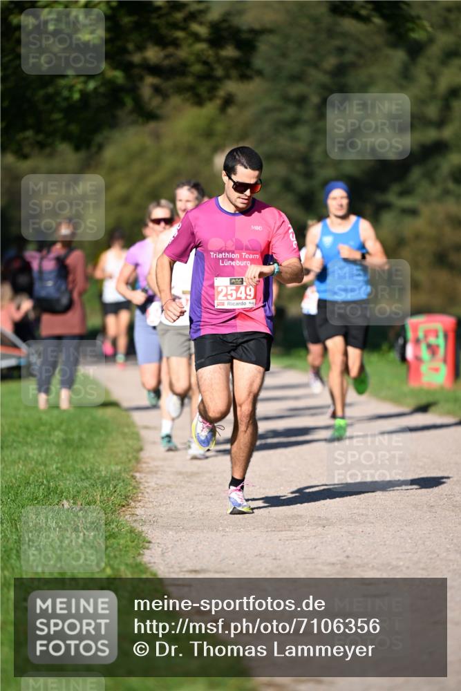 22.09.2024 - 32. Volkslauf durch das schöne Alstertal Dr. Thomas Lammeyer http://msf.ph/oto/7106356 22.09.2024 10:24:45 Laufen 2549 meine-sportfotos.de