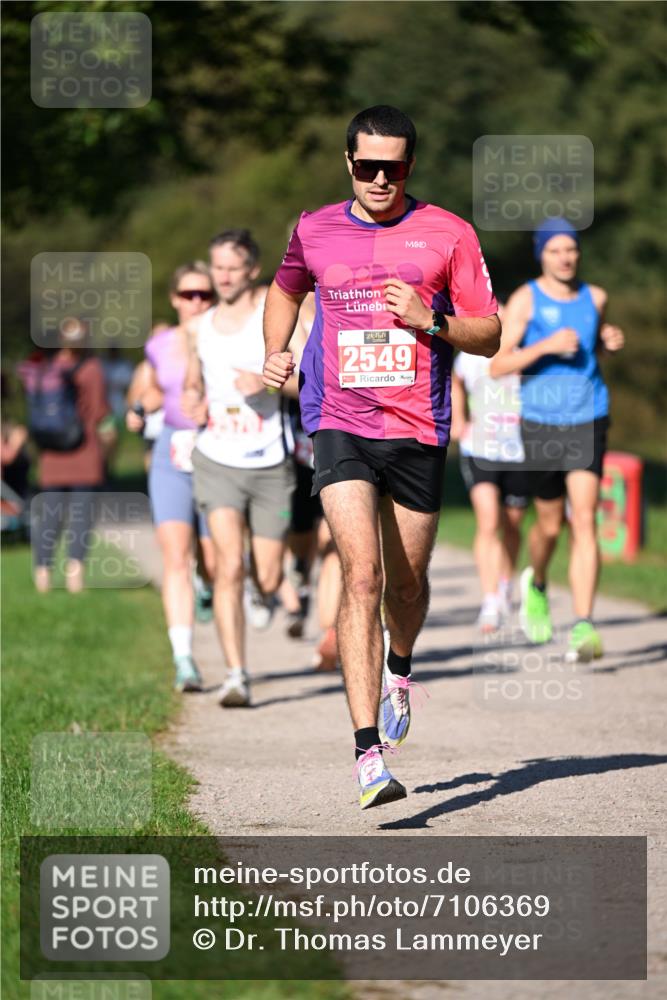 22.09.2024 - 32. Volkslauf durch das schöne Alstertal Dr. Thomas Lammeyer http://msf.ph/oto/7106369 22.09.2024 10:24:46 Laufen 2549 meine-sportfotos.de