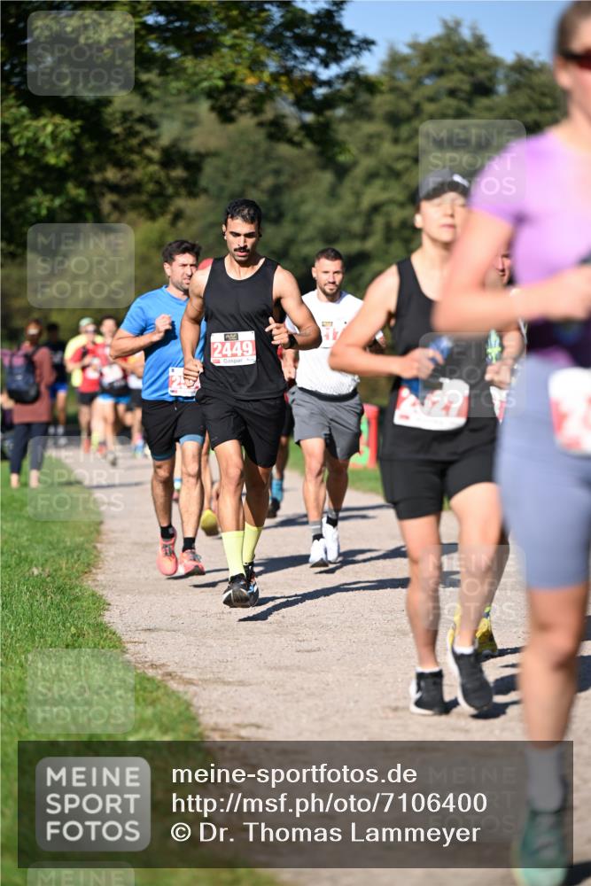 22.09.2024 - 32. Volkslauf durch das schöne Alstertal Dr. Thomas Lammeyer http://msf.ph/oto/7106400 22.09.2024 10:24:50 Laufen 2449, 1 meine-sportfotos.de