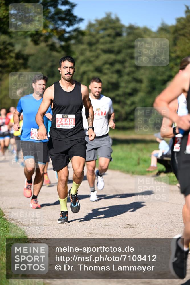 22.09.2024 - 32. Volkslauf durch das schöne Alstertal Dr. Thomas Lammeyer http://msf.ph/oto/7106412 22.09.2024 10:24:51 Laufen 2449 meine-sportfotos.de