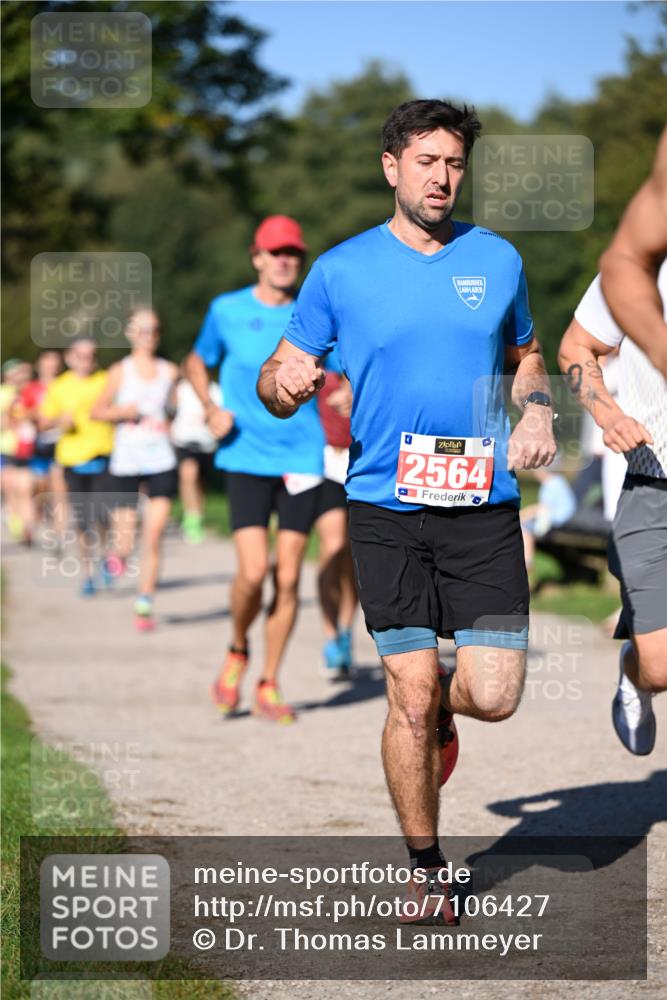 22.09.2024 - 32. Volkslauf durch das schöne Alstertal Dr. Thomas Lammeyer http://msf.ph/oto/7106427 22.09.2024 10:24:52 Laufen 1, 2564 meine-sportfotos.de