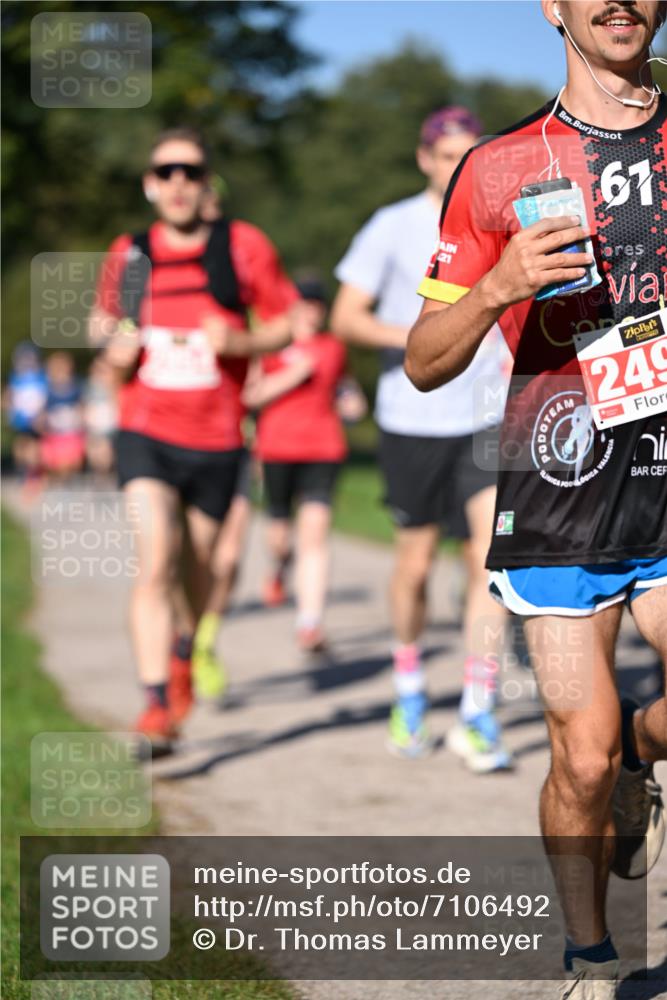 22.09.2024 - 32. Volkslauf durch das schöne Alstertal Dr. Thomas Lammeyer http://msf.ph/oto/7106492 22.09.2024 10:24:59 Laufen 21, 67, 249 meine-sportfotos.de