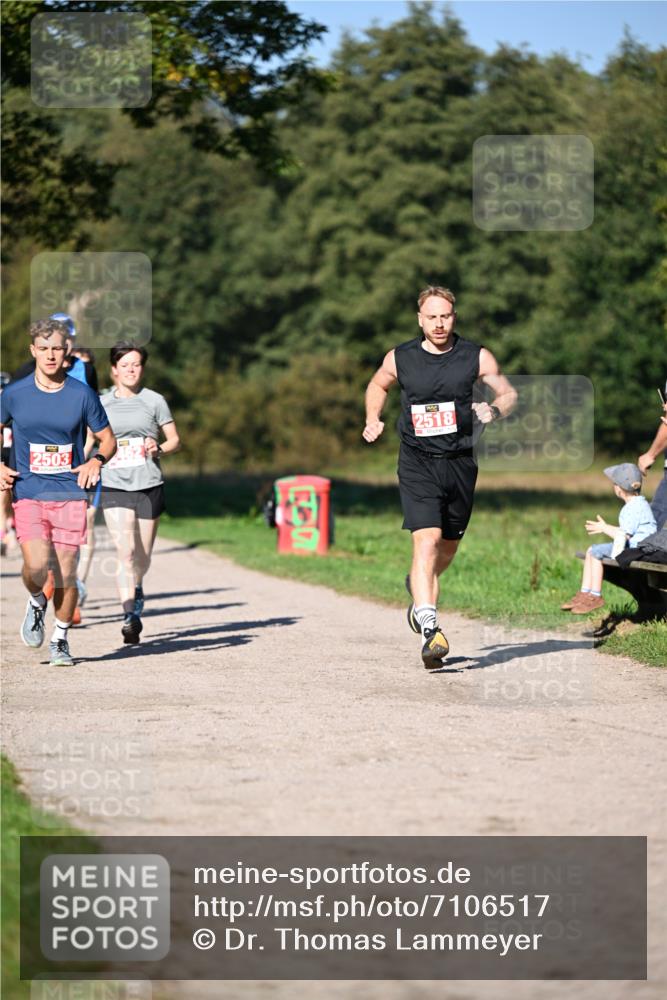 22.09.2024 - 32. Volkslauf durch das schöne Alstertal Dr. Thomas Lammeyer http://msf.ph/oto/7106517 22.09.2024 10:25:04 Laufen 2503 meine-sportfotos.de