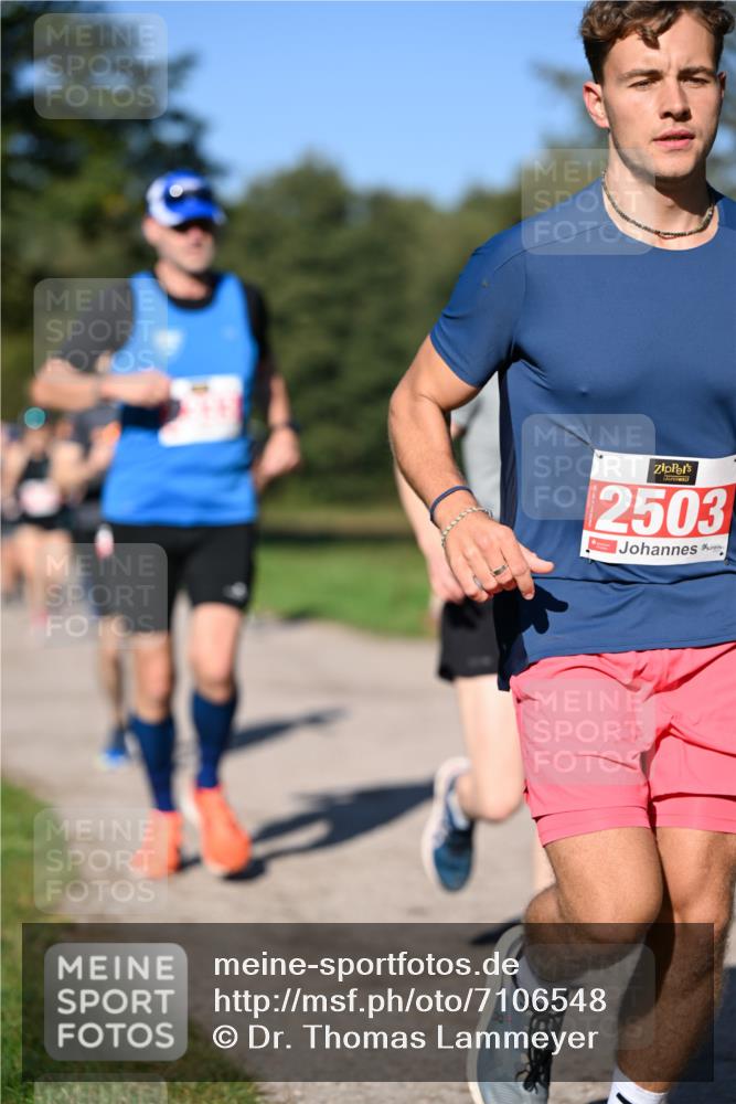 22.09.2024 - 32. Volkslauf durch das schöne Alstertal Dr. Thomas Lammeyer http://msf.ph/oto/7106548 22.09.2024 10:25:08 Laufen 2503 meine-sportfotos.de