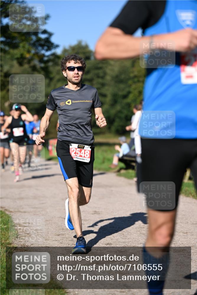 22.09.2024 - 32. Volkslauf durch das schöne Alstertal Dr. Thomas Lammeyer http://msf.ph/oto/7106555 22.09.2024 10:25:09 Laufen 2548 meine-sportfotos.de