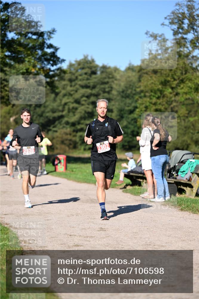 22.09.2024 - 32. Volkslauf durch das schöne Alstertal Dr. Thomas Lammeyer http://msf.ph/oto/7106598 22.09.2024 10:25:17 Laufen 2302 meine-sportfotos.de