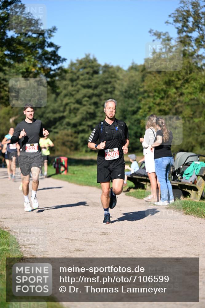 22.09.2024 - 32. Volkslauf durch das schöne Alstertal Dr. Thomas Lammeyer http://msf.ph/oto/7106599 22.09.2024 10:25:17 Laufen 40, 2526, 2302 meine-sportfotos.de