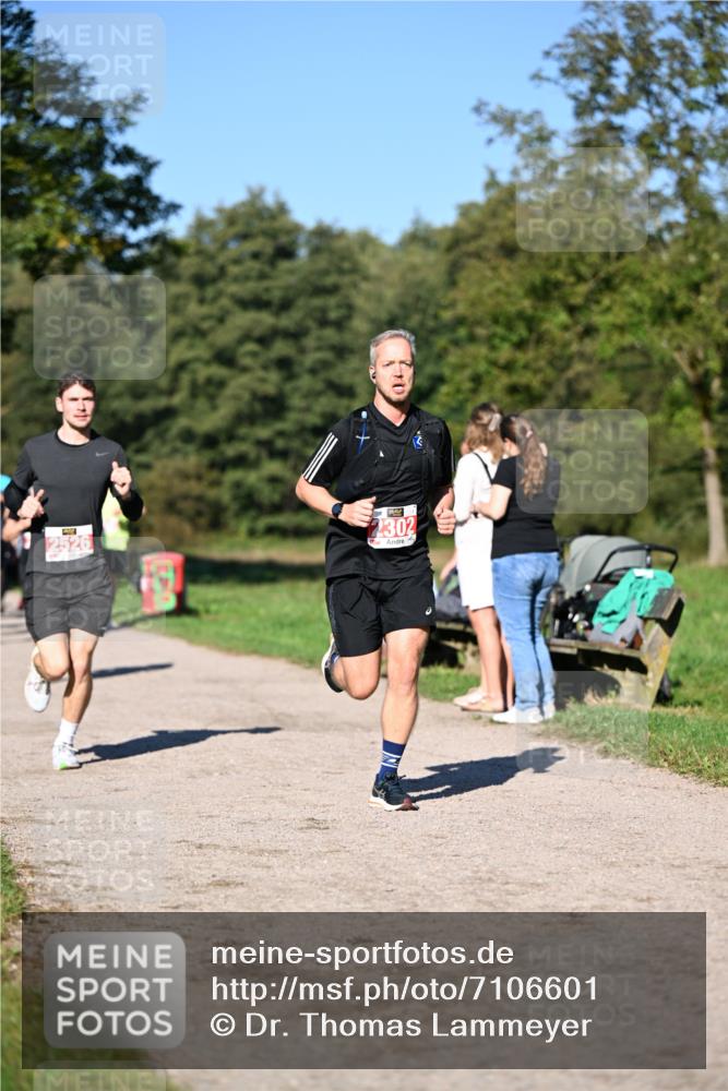 22.09.2024 - 32. Volkslauf durch das schöne Alstertal Dr. Thomas Lammeyer http://msf.ph/oto/7106601 22.09.2024 10:25:17 Laufen 2526, 2302 meine-sportfotos.de