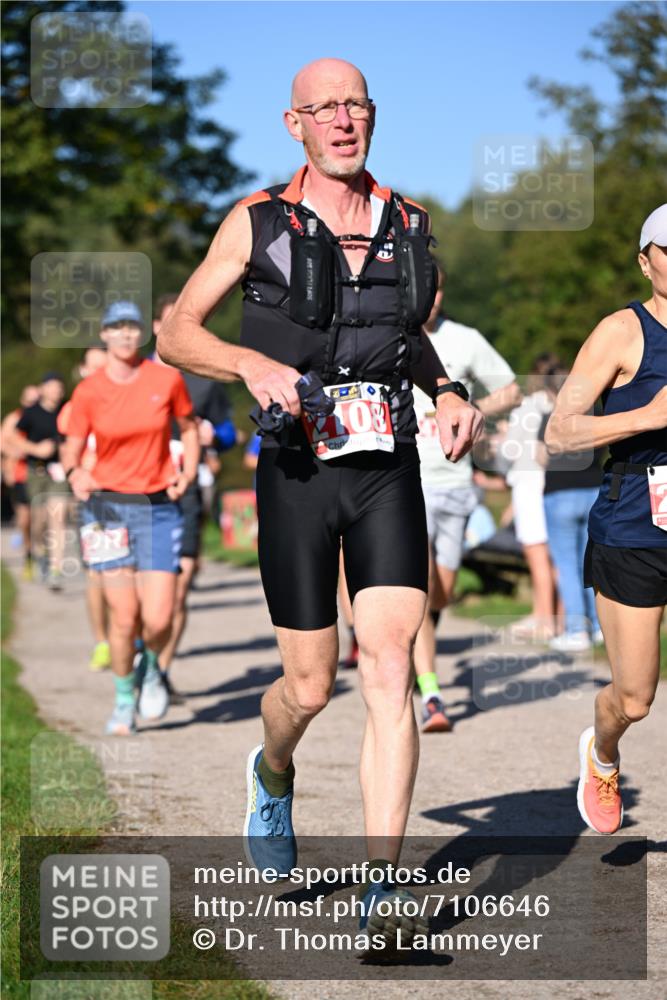 22.09.2024 - 32. Volkslauf durch das schöne Alstertal Dr. Thomas Lammeyer http://msf.ph/oto/7106646 22.09.2024 10:25:25 Laufen 500 meine-sportfotos.de