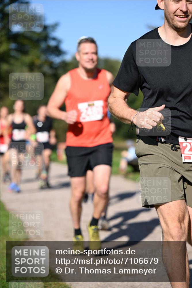 22.09.2024 - 32. Volkslauf durch das schöne Alstertal Dr. Thomas Lammeyer http://msf.ph/oto/7106679 22.09.2024 10:25:31 Laufen 2 meine-sportfotos.de
