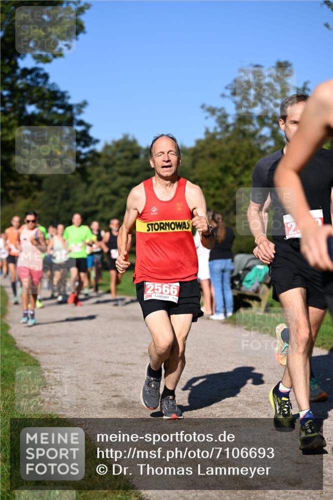 22.09.2024 - 32. Volkslauf durch das schöne Alstertal Dr. Thomas Lammeyer http://msf.ph/oto/7106693 22.09.2024 10:25:35 Laufen 2566, 2 meine-sportfotos.de