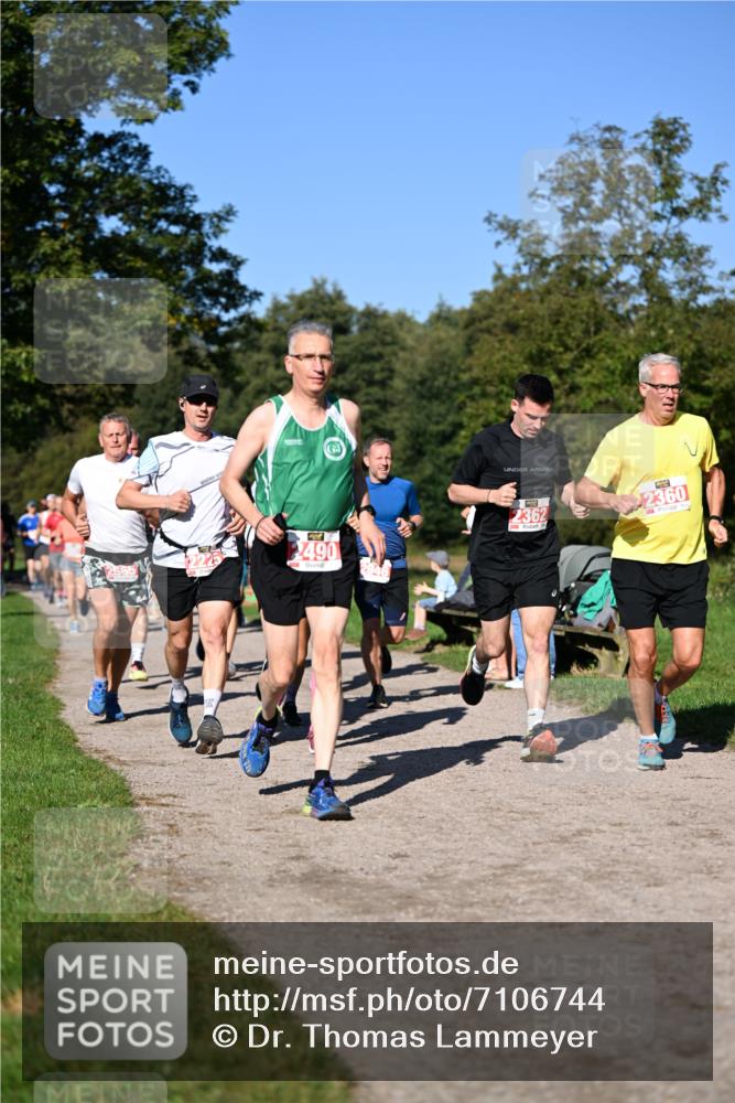 22.09.2024 - 32. Volkslauf durch das schöne Alstertal Dr. Thomas Lammeyer http://msf.ph/oto/7106744 22.09.2024 10:25:44 Laufen 2490, 2362, 2360 meine-sportfotos.de