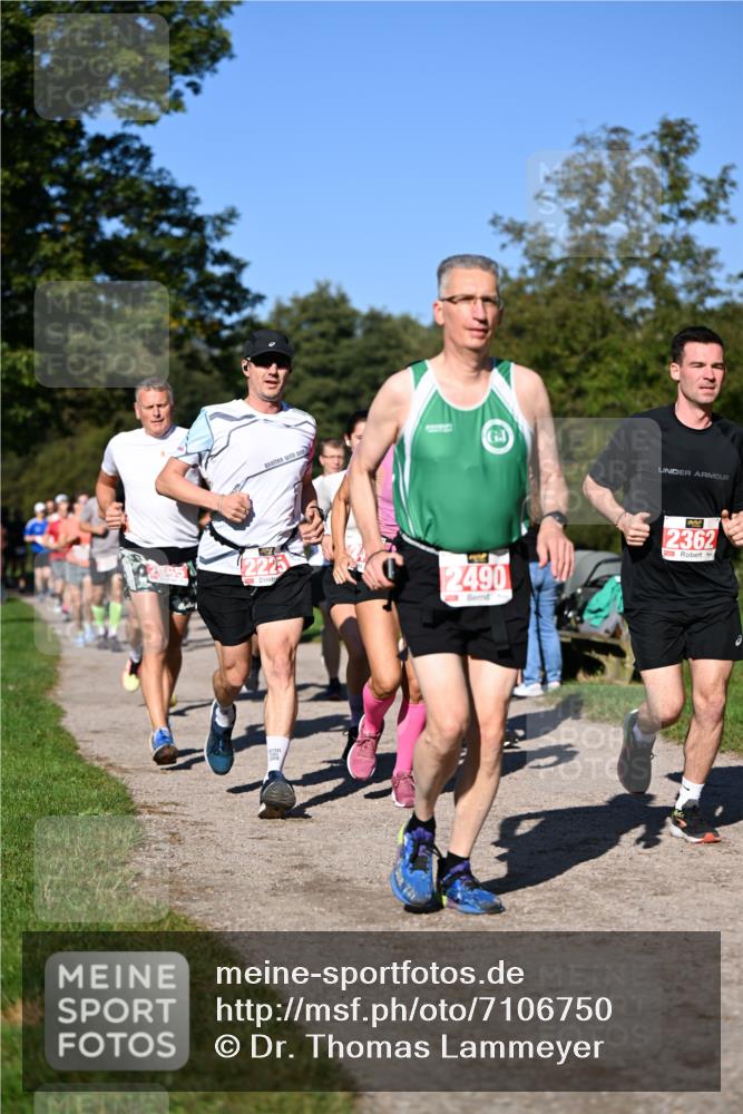 22.09.2024 - 32. Volkslauf durch das schöne Alstertal Dr. Thomas Lammeyer http://msf.ph/oto/7106750 22.09.2024 10:25:45 Laufen 2565, 2225, 2490, 2362 meine-sportfotos.de