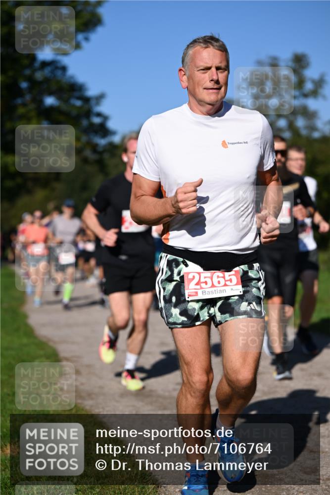22.09.2024 - 32. Volkslauf durch das schöne Alstertal Dr. Thomas Lammeyer http://msf.ph/oto/7106764 22.09.2024 10:25:48 Laufen 2565 meine-sportfotos.de