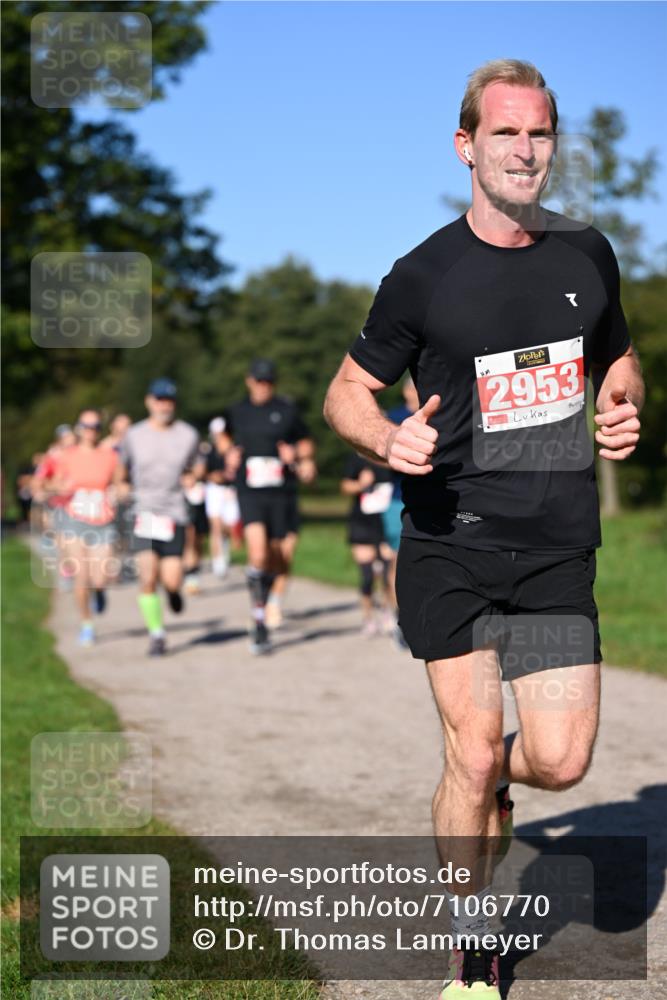 22.09.2024 - 32. Volkslauf durch das schöne Alstertal Dr. Thomas Lammeyer http://msf.ph/oto/7106770 22.09.2024 10:25:49 Laufen 2953 meine-sportfotos.de