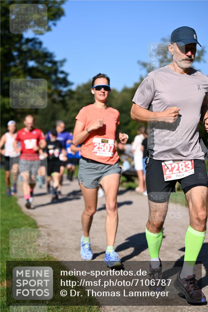 22.09.2024 - 32. Volkslauf durch das schöne Alstertal Dr. Thomas Lammeyer http://msf.ph/oto/7106787 22.09.2024 10:25:52 Laufen 2507, 2283, 29 meine-sportfotos.de
