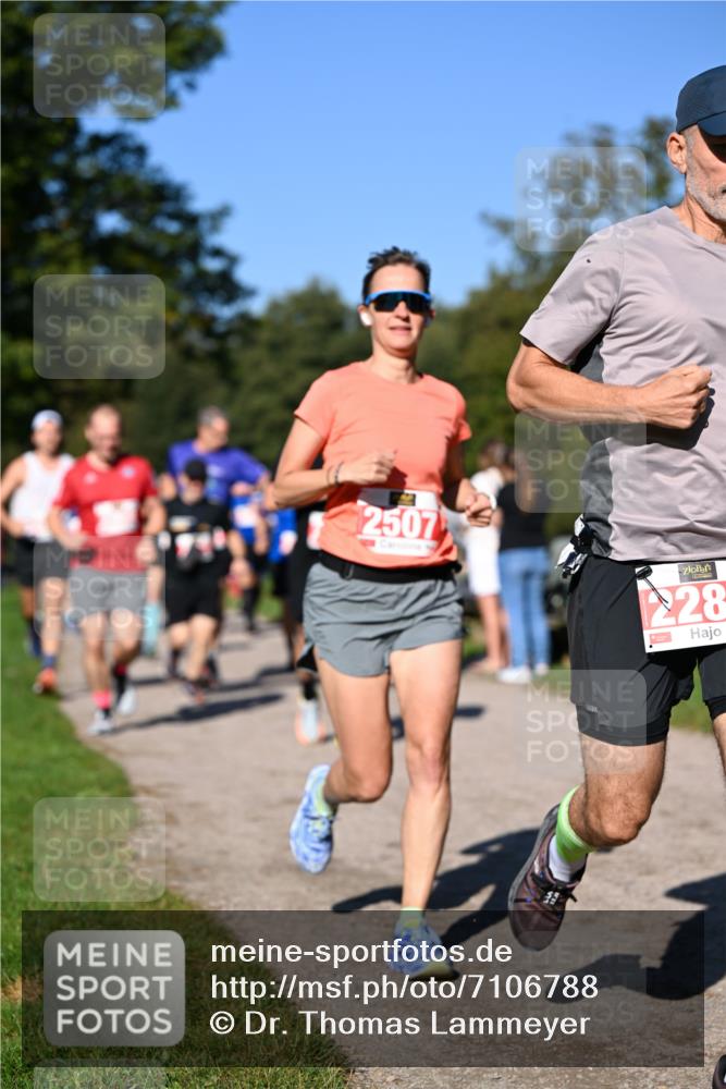 22.09.2024 - 32. Volkslauf durch das schöne Alstertal Dr. Thomas Lammeyer http://msf.ph/oto/7106788 22.09.2024 10:25:52 Laufen 2507, 28 meine-sportfotos.de